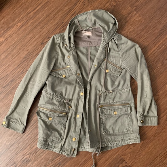 Green Utility Jacket 💚 - Picture 1 of 6